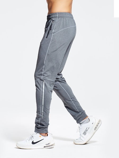 Vīriešu apakšveļa četrās krāsās