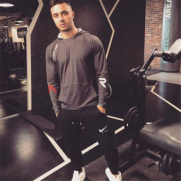 Vīriešu ātri žūstošs sporta krekls ar kapuci