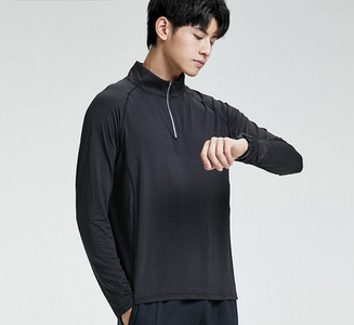 Ανδρική αθλητική μπλούζα με μακριά μανίκια και φερμουάρ στον γιακά