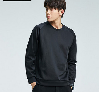 Ανδρική φαρδιά μπλούζα με αθλητικό μοντέλο τσέπη