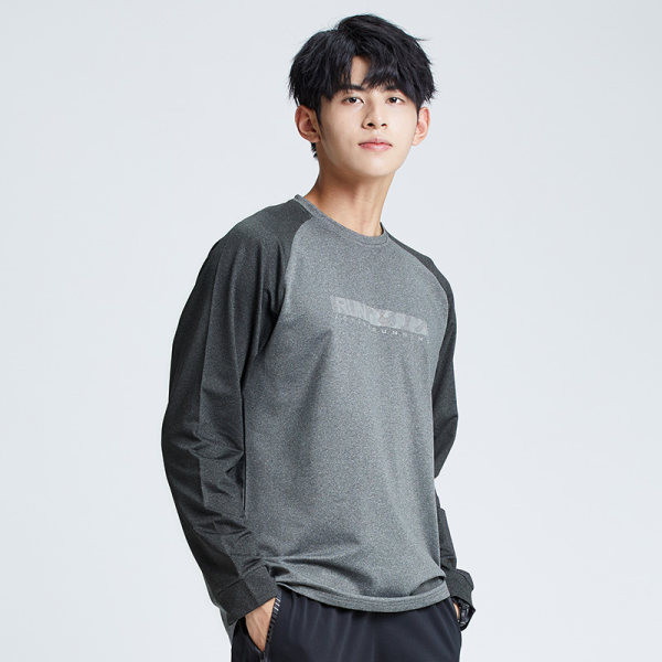 Vīriešu plata blūze ar garām piedurknēm sporta rakstu