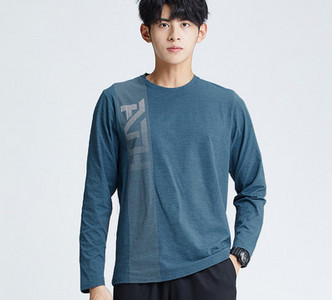 Vīriešu ikdienas blūze ar apaļu kaklu - trīs krāsas