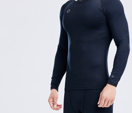 Ανδρική μονόχρωμη αθλητική μπλούζα