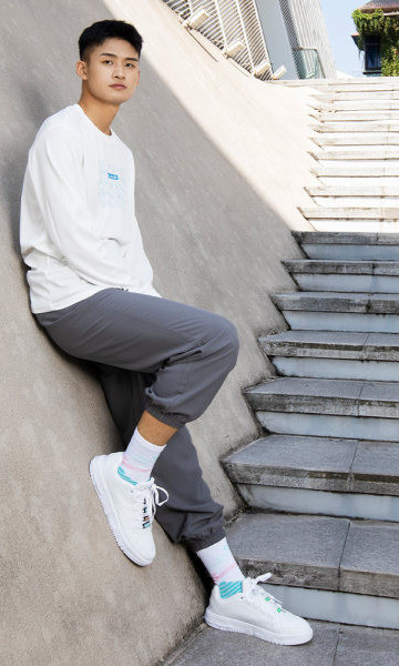 Vīriešu sporta blūze ar apdruku