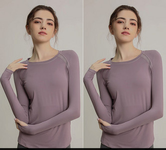 Sieviešu sporta blūze ar garām piedurknēm