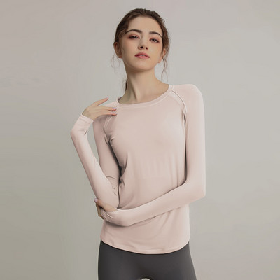 Sieviešu sporta blūze ar garām piedurknēm