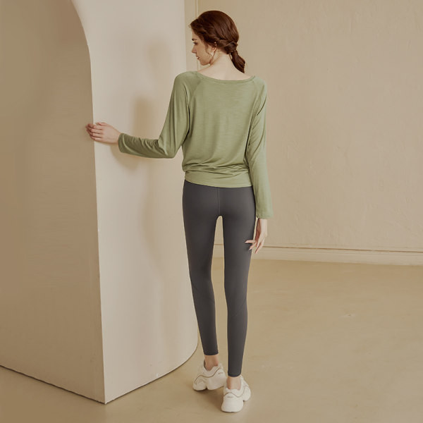 Lezser női blúz kerek nyakkivágással - többféle színben