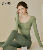 Ikdienas sporta blūze ar ovālu kakla izgriezumu