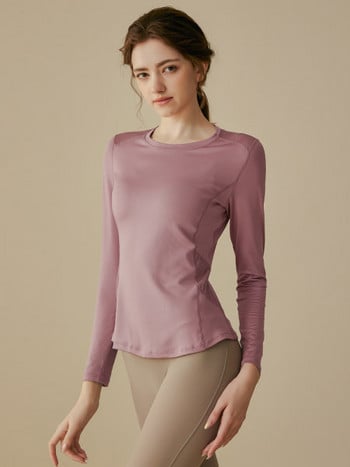 Дамска едноцветна блуза подходяща за спорт