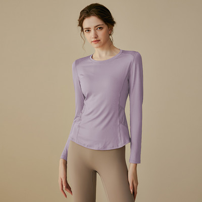 Sieviešu vienkrāsaina blūze, kas piemērota sportam