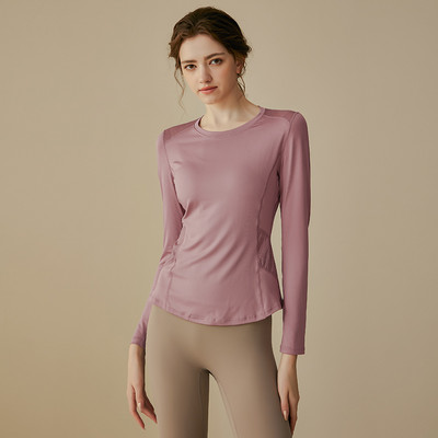 Sieviešu vienkrāsaina blūze, kas piemērota sportam