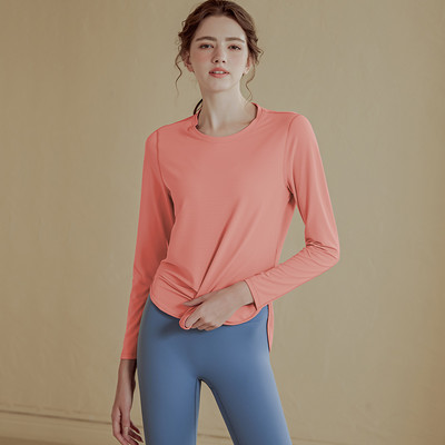 Sieviešu pieguļoša sporta blūze ar garām piedurknēm - vienkrāsains