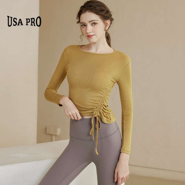 Női sportblúz összehúzott résszel