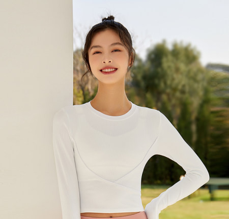 Női sportblúz több színben