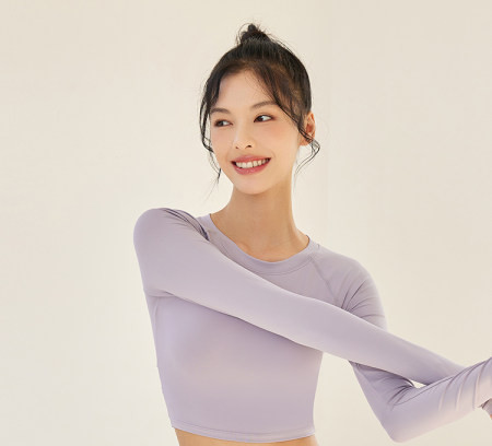 Νέο μοντέλο γυναικεία κοντή μπλούζα με μακριά μανίκια - κατάλληλη για σπορ