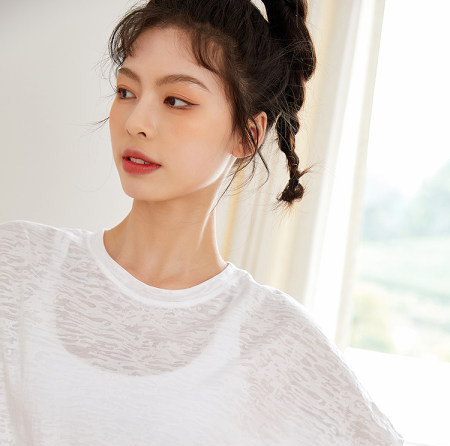 Γυναικεία αθλητική μπλούζα με κορδόνια