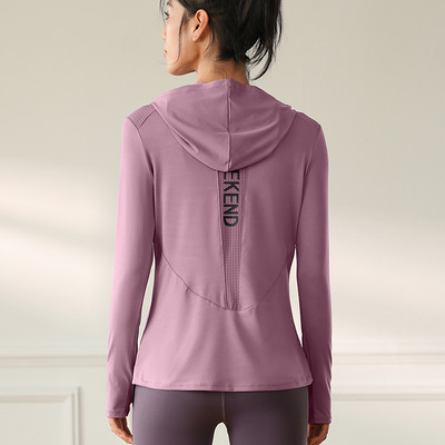 Női sport blúz kapucnival és felirattal