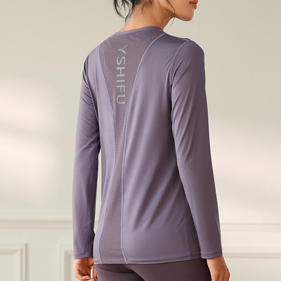 Ženska sportska bluza od brzosušećeg materijala