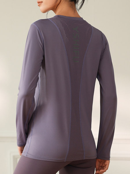 Ženska sportska bluza od brzosušećeg materijala
