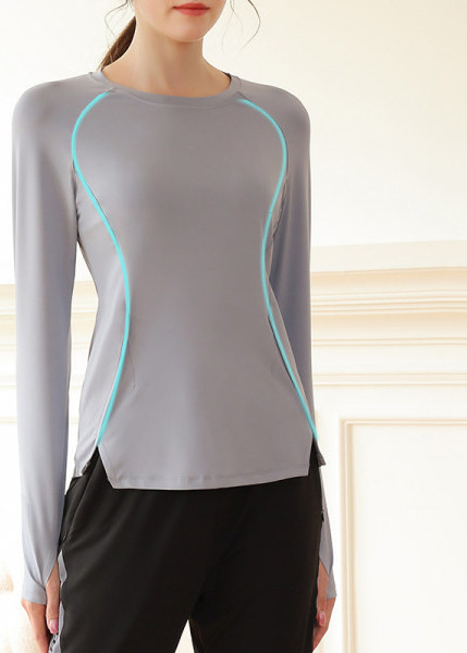 Sporta blūze ar garām piedurknēm