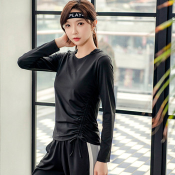 Спортна дамска блуза от бързосъхнеща материя -черен и розов цвят