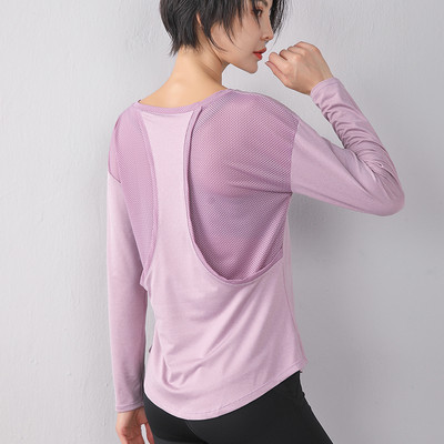 Gyorsan száradó anyagból készült női blúz