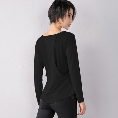 Gyorsan száradó anyagból készült női blúz