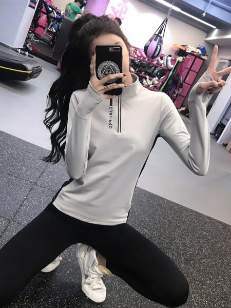 Γυναικεία μπλούζα με φερμουάρ