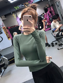 Elastīga sieviešu sporta modeļa blūze