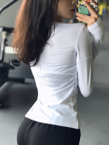 Спортна блуза с обло деколте в бял и черен цвят