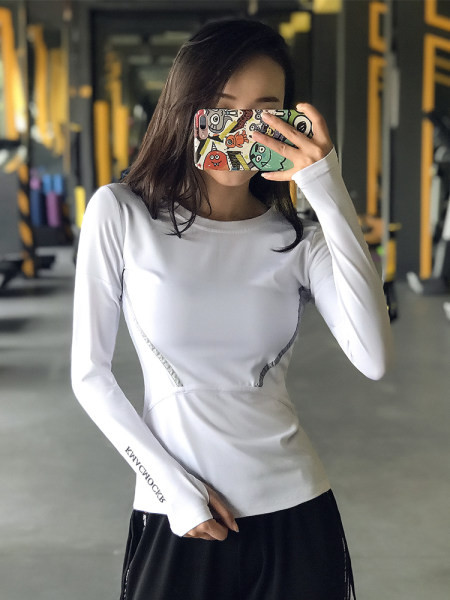 Sporta blūze ar apaļu kakla izgriezumu baltā un melnā krāsā