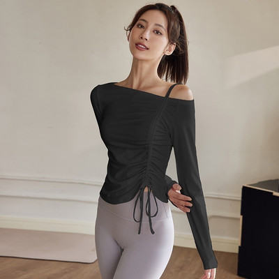 Sieviešu ikdienas blūze ar garām piedurknēm