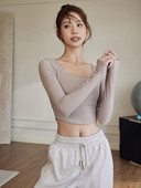 Sieviešu īsa sporta modeļa blūze