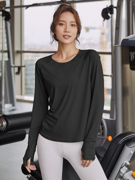 Γυναικεία φαρδιά μπλούζα μοντέλο με μακριά μανίκια