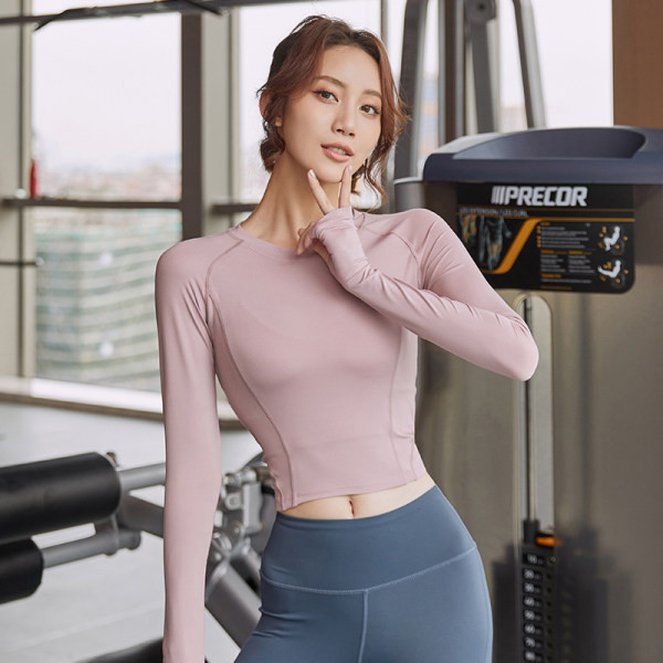 Sportos női blúz modell, hátul hálóval