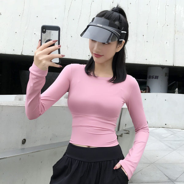 Sieviešu sporta blūze ar apaļu apkakli