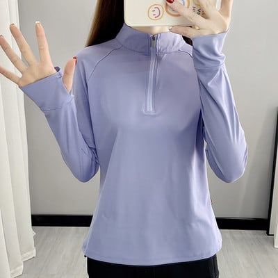 Novi model ženske bluze sa visokom kragnom pogodan za sport
