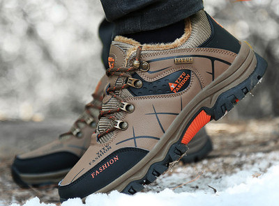 Vīriešu pārgājienu apavi ar oderi