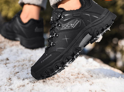 Vīriešu pārgājienu apavi ar oderi