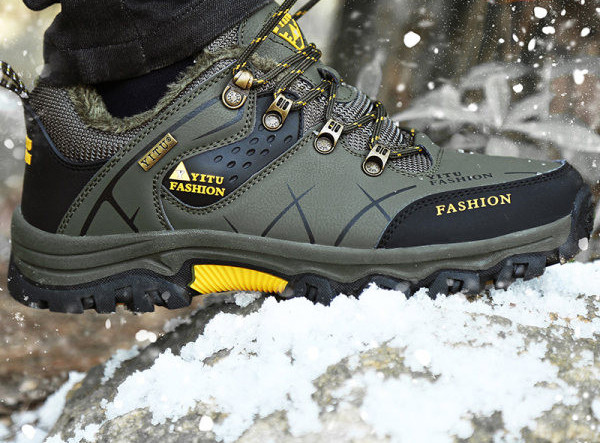 Vīriešu pārgājienu apavi ar oderi