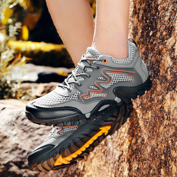 Vasaras pārgājienu apavi ar tīkliem