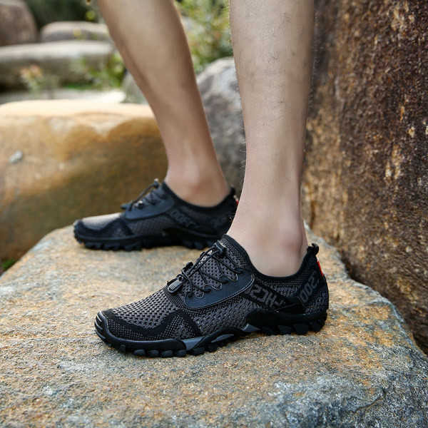 Παπούτσια πεζοπορίας - με κορδόνια