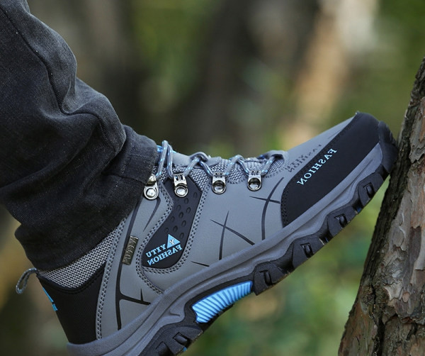 Pārgājienu apavi - ar šņorēm