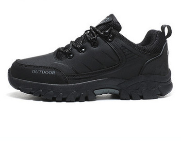 Meeste matkasaapad sulevoodriga või ilma