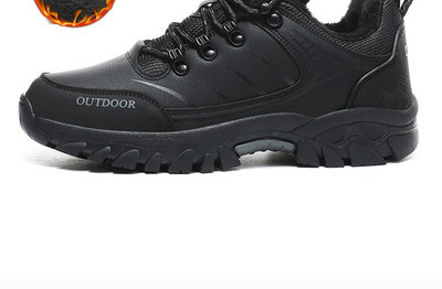 Meeste matkasaapad sulevoodriga või ilma