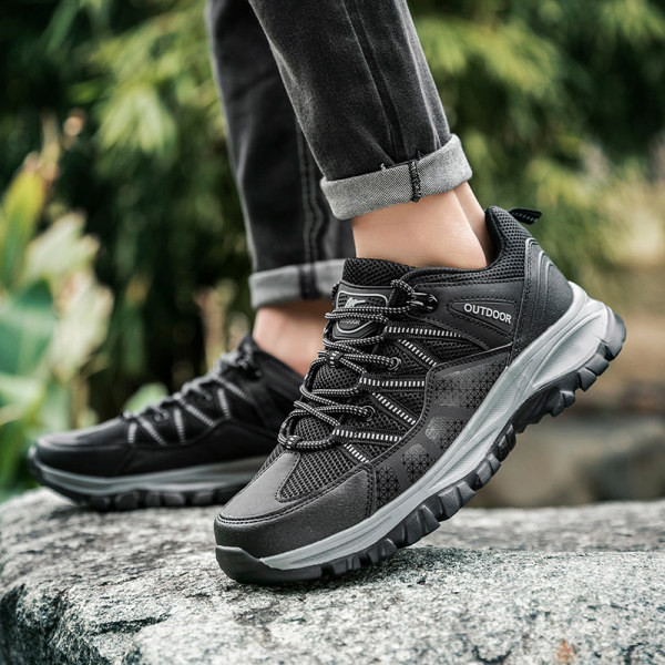 Νέο μοντέλο ανδρικά παπούτσια πεζοπορίας με αντιολισθητική σόλα