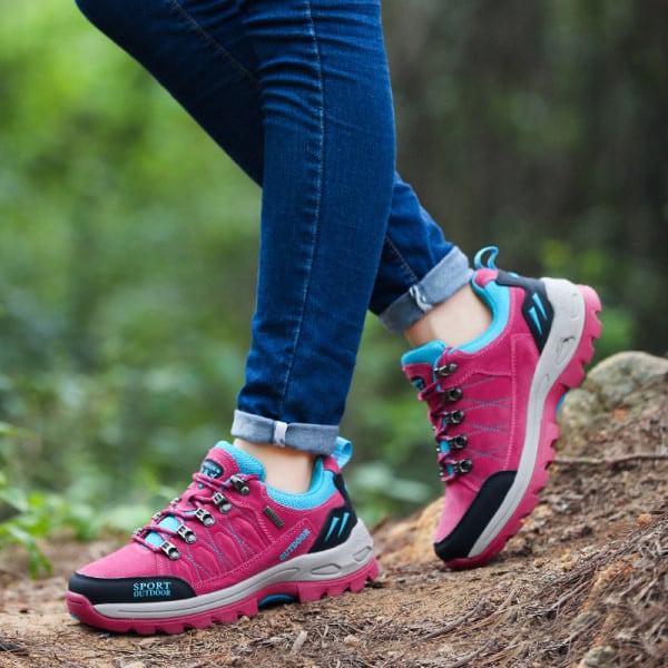 Pārgājienu zābaki ar augstu zoli