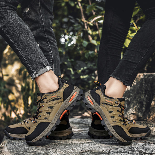 Pārgājienu neslīdoši apavi