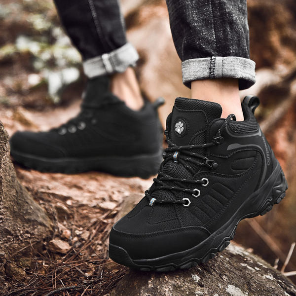 Vyriški žygio batai neslidžiu padu