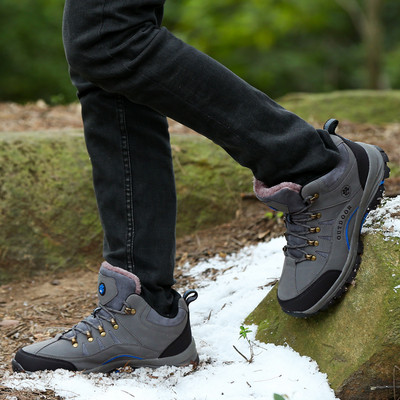 Pārgājienu apavi ar dūnu oderi - piemēroti sievietēm un vīriešiem